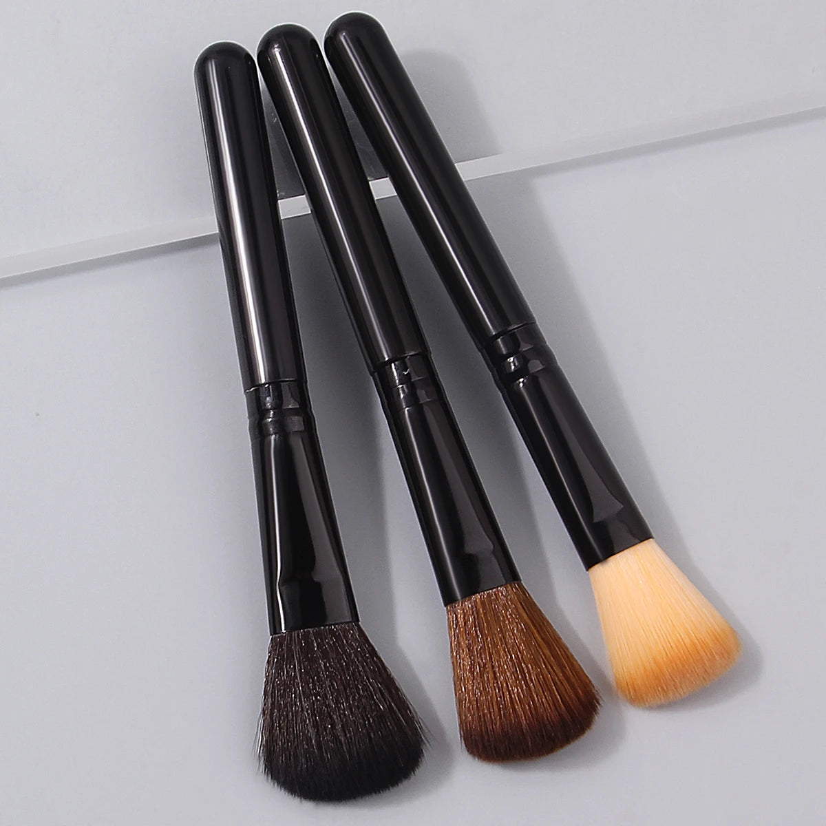 3 pieces of soft powder brush, blush brush, conture brush, beginner's portable and friendly makeup brush, beauty tools